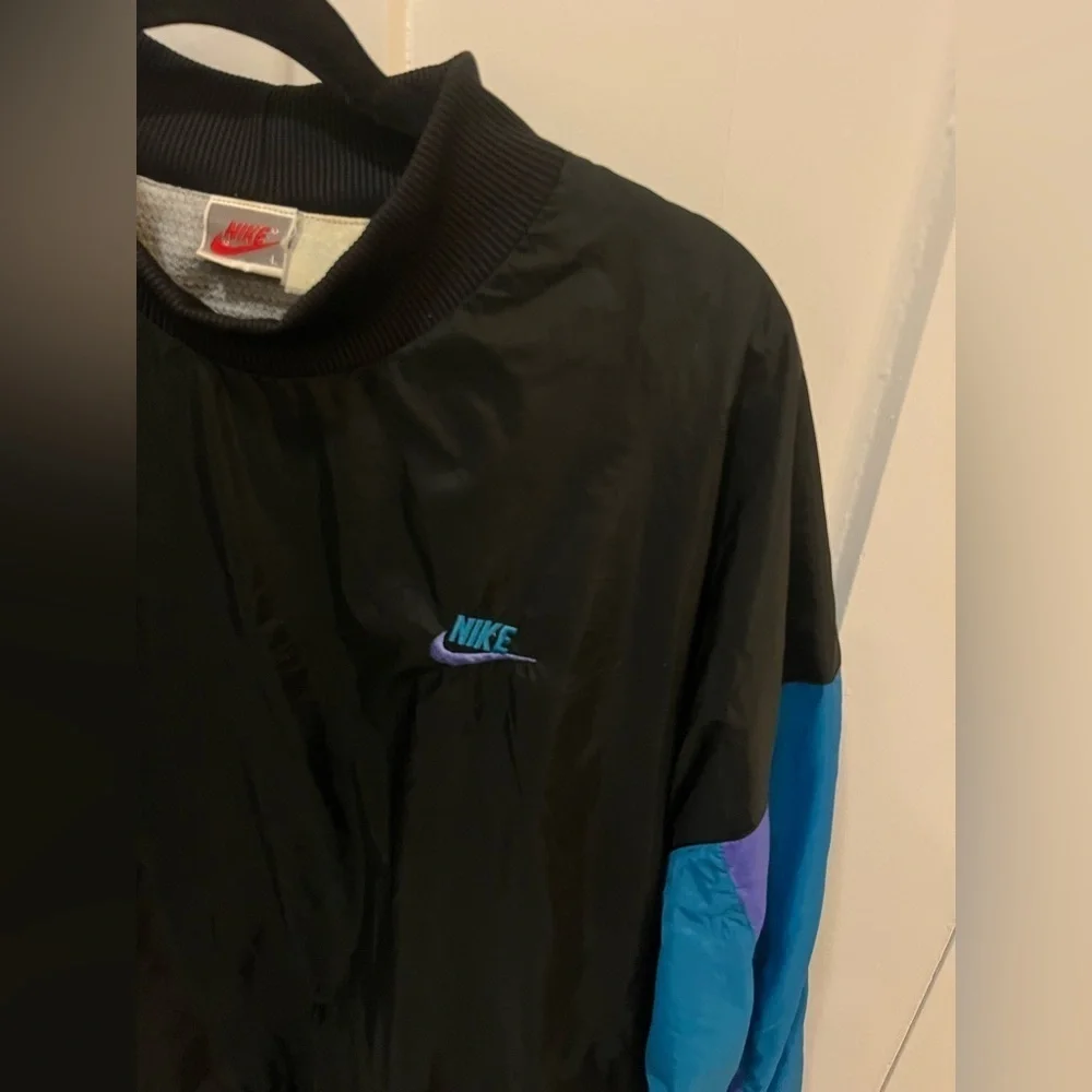 RareVintage 1990s Nike Logo Windbreaker Pullover Crewneck Size Large